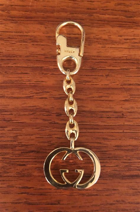 6 key holder gucci|gucci keychain vintage.